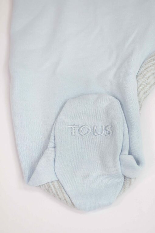 tous