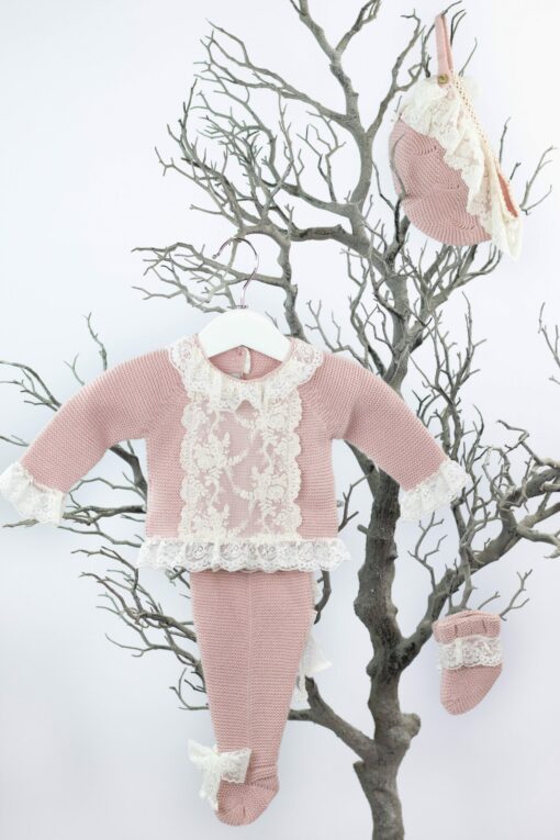 Conjunto de Tricô Rosa Seco com Renda Bege