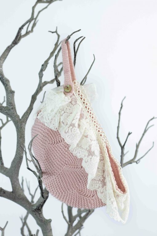 Conjunto de Tricô Rosa Seco com Renda Bege - Image 4