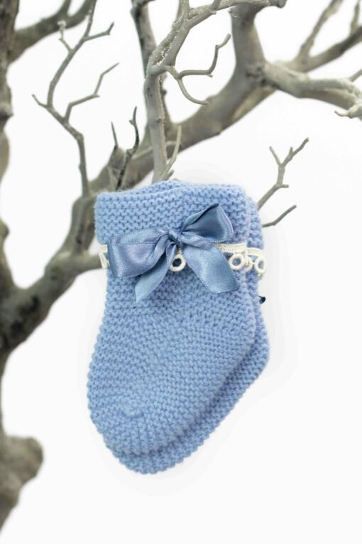 Conjunto de Tricô Azul Francia com Renda Branca e Laços de Cetim - Image 6