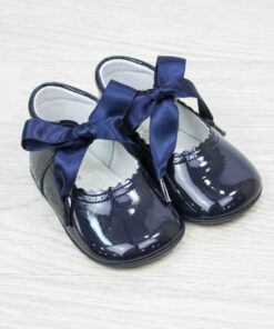 Sapatos de Verniz Azul Marinho com Laço de Cetim