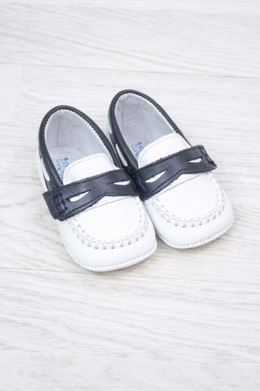 Mocassim de Napa Branco e Azul Marinho com Velcro