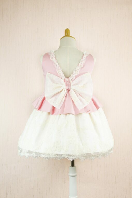 Vestido de Festa em Tecido Rosa e Bege com Folho na Cintura e Pormenores Rendados - Image 2