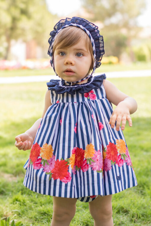 Tema Flor Vestido Fluído às Riscas Marinho com Touca e Tapa Fraldas