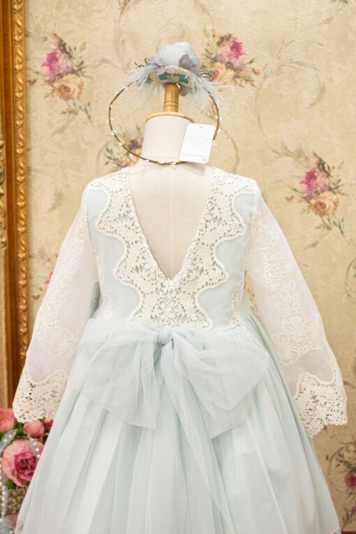 Vestido de Festa Verde Água com Tule e Detalhes em Renda e Manga 3/4 - Image 2