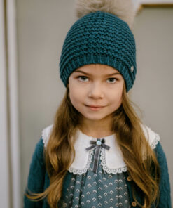 99. Paz Rodriguez Gorro Azul Petróleo com Pompom de Pêlo