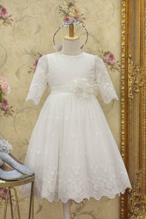 Vestido Cru com Faixa e Flor Removível