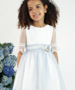 99. Amaya Modelo 58408MF Vestido Branco e Azul com Faixa e Manga (sem flores)