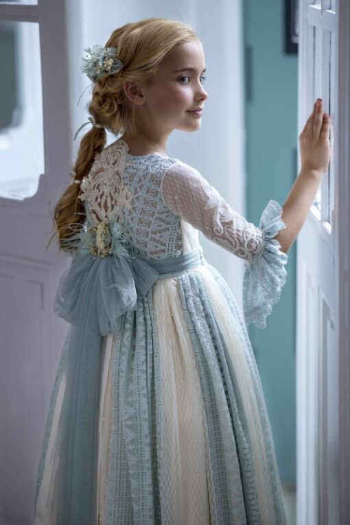La Infantita Modelo CARLOTA Vestido Comprido Pérola e Verde-Água em Renda - Image 3