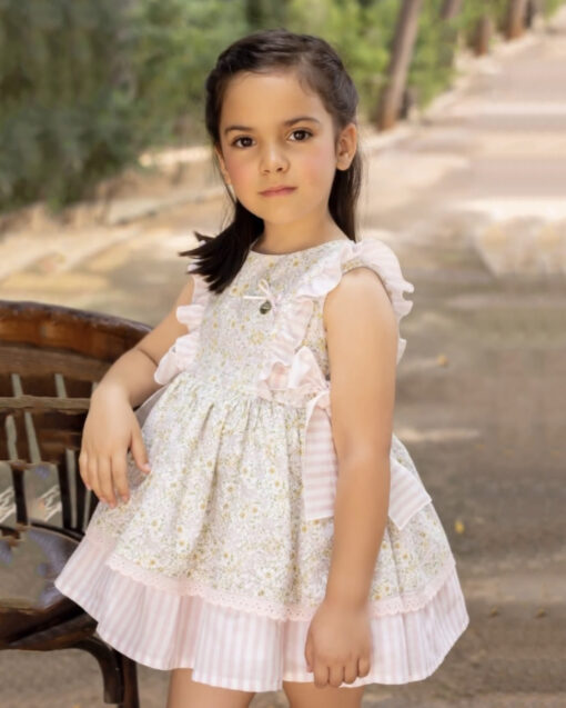 98. Alhuka | Vestido Rosa Florido com Tapa Fraldas