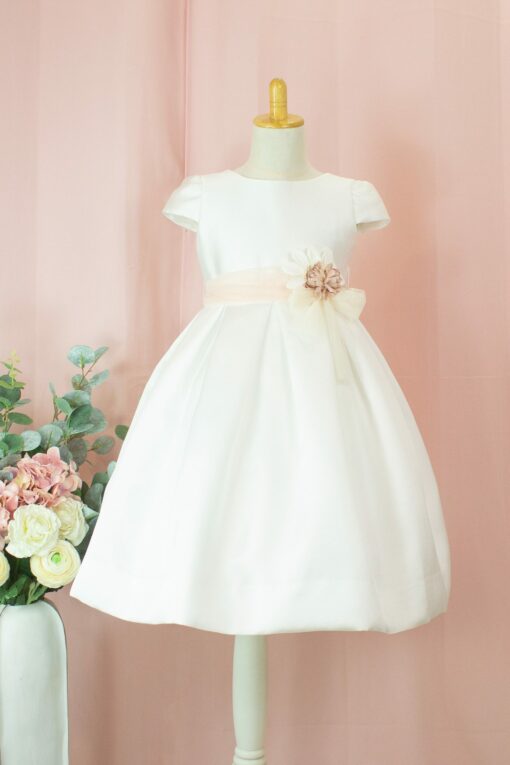 99. Modelo 3008-1 Vestido Cru de Tecido Mikado com Faixa Rosa