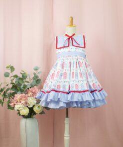 98. Debesos | Tema Casinhas Vestido Azul e Vermelho