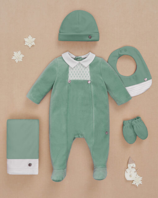 97. Paz Rodriguez Tema Ternura |  Babygrow Laminado Verde Escuro