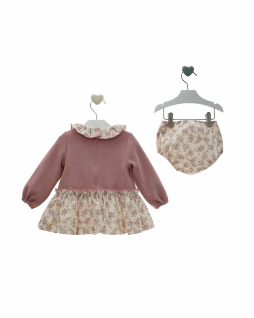 97. Marta Y Paula Coleção Kioto | Vestido Combinado Rosa e Bege com Folhos e Tapa Fraldas - Image 3