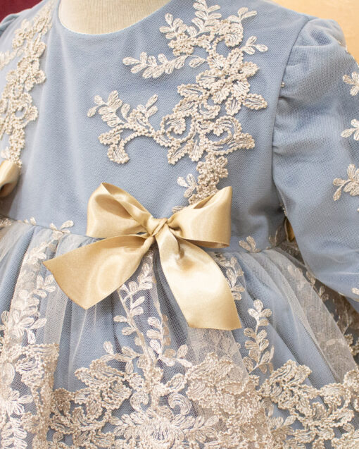 97. Tema Natal Vestido em Veludo Azul Marinho com Detalhes em Renda Dourada e Laços - Image 2