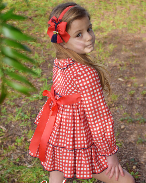 97. Lolittos Tema Siberia | Vestido Xadrez Vermelho com Detalhes em Azul Marinho com Tapa Fraldas