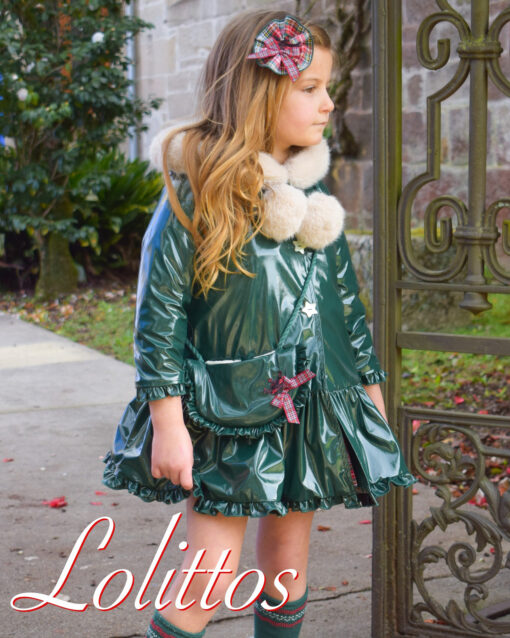 97. Lolittos Tema Acebo | Casaco Impermeável Verde com Capuz - Image 2