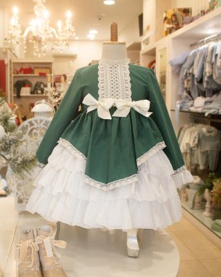 97. Debesos | Vestido Verde com Detalhes em Renda