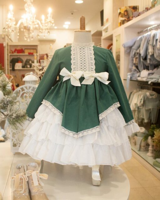 97. Debesos | Vestido Verde com Detalhes em Renda