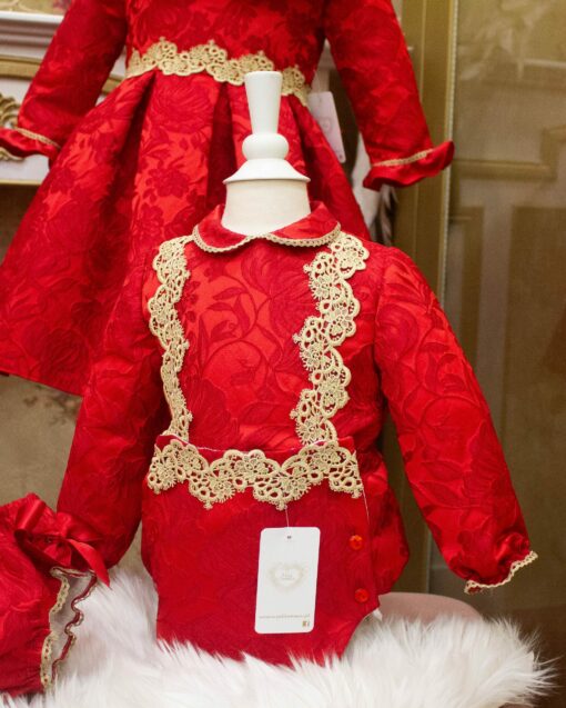 97. Tema Natal Conjunto de Tapa Fraldas e Camisa Vermelhos com Detalhes em Renda